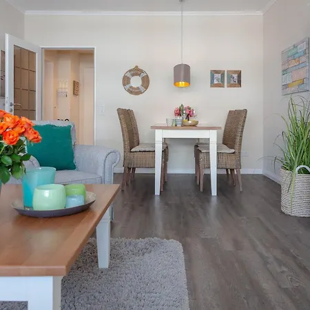 North Shore Apartment